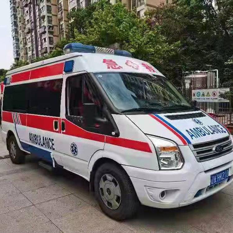工布江达长途救护车护送病人返乡